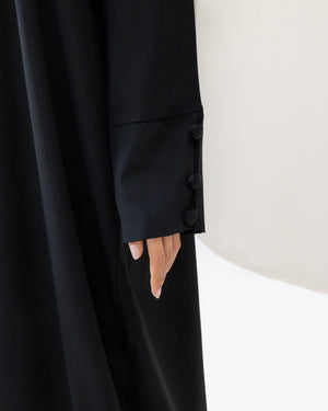 Button - Detail Abaya in Black and Hijab - CO - VRD