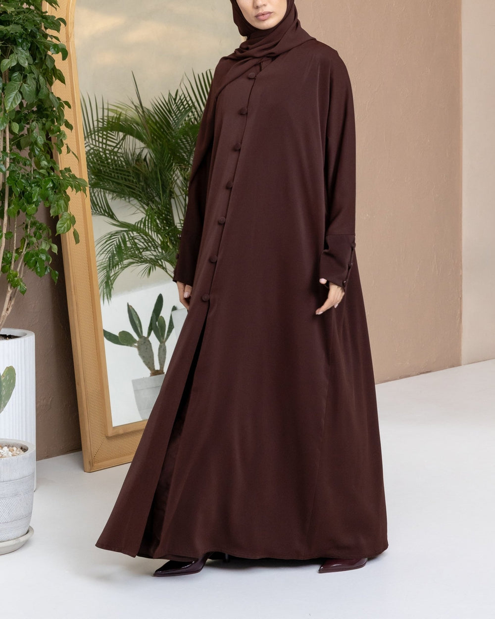 Button - Detail Abaya in Brown and Hijab - CO - VRD